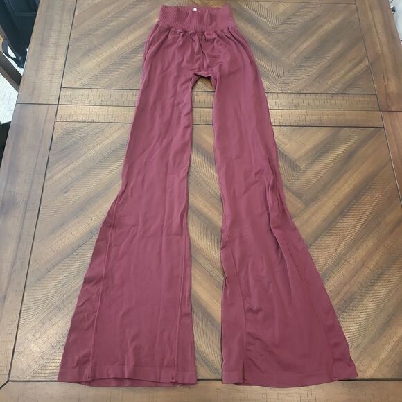 Free People Good Karma Flares Maroon XS/S - Picture 2 of 7